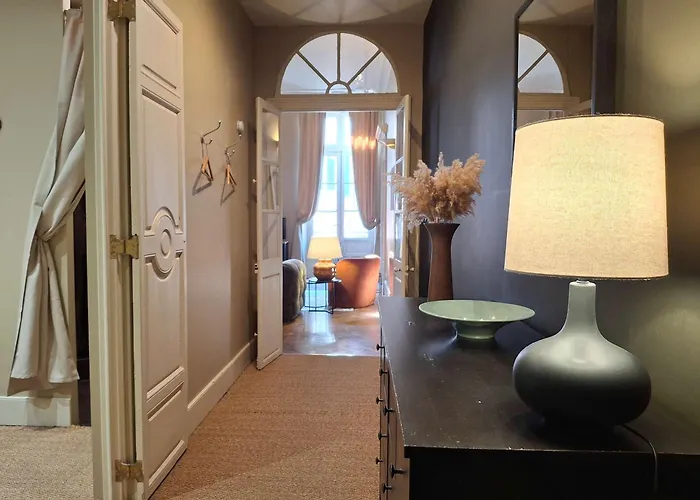 The Grand 42 - Stylish Apartment Carcassonne