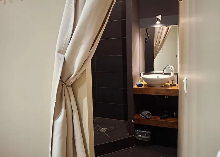 The Grand 42 - Stylish * Carcassonne